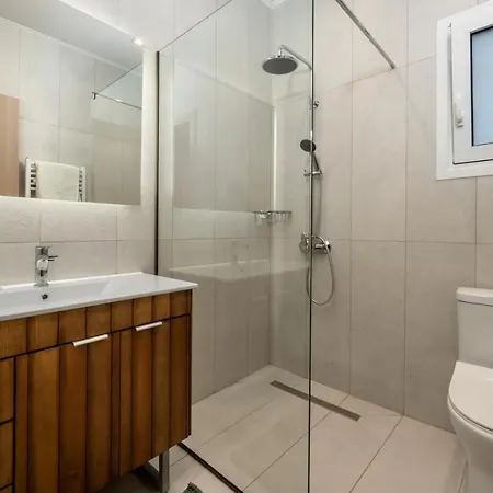 Evi's Comfy House Appartement Kontokali