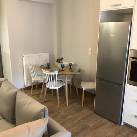 Evi's Comfy House Apartment Kontokali